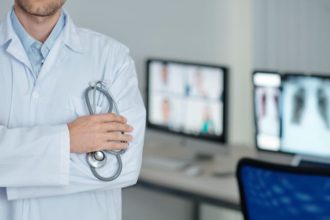un professionnel de santé